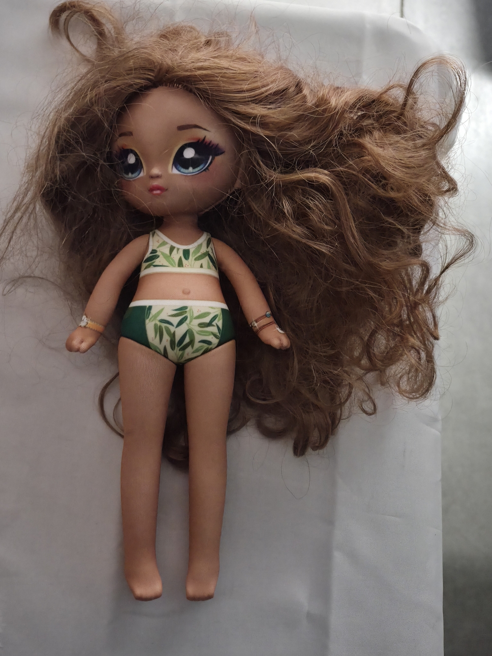 Na! Na! Na! Surprise Teens Lot 7 - Picture 4 of 10